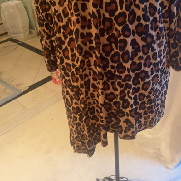 Top - Picture 2 of 6